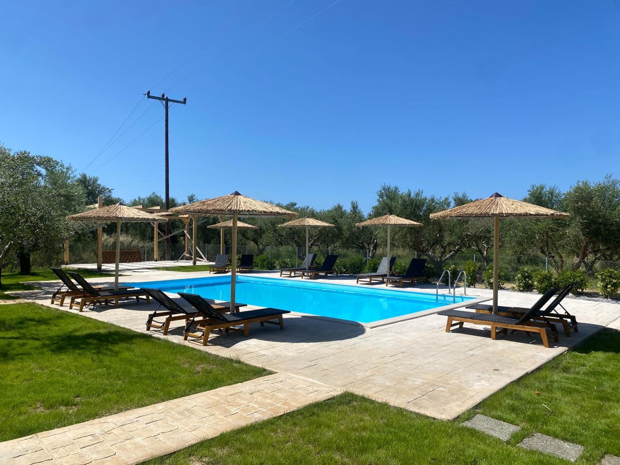 Three Charites Resort Gialova Exterior foto